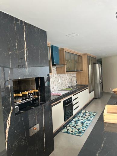 Casa com 3 Quartos à Venda, 300,00 m² - Foto 4