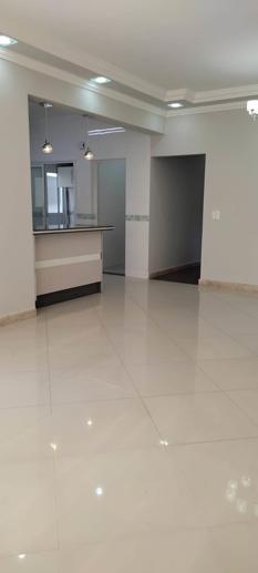 Casa com 3 Quartos à Venda - Foto 4