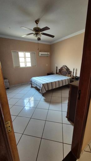 Casa com 3 Quartos à Venda, 510,00 m² - Foto 16