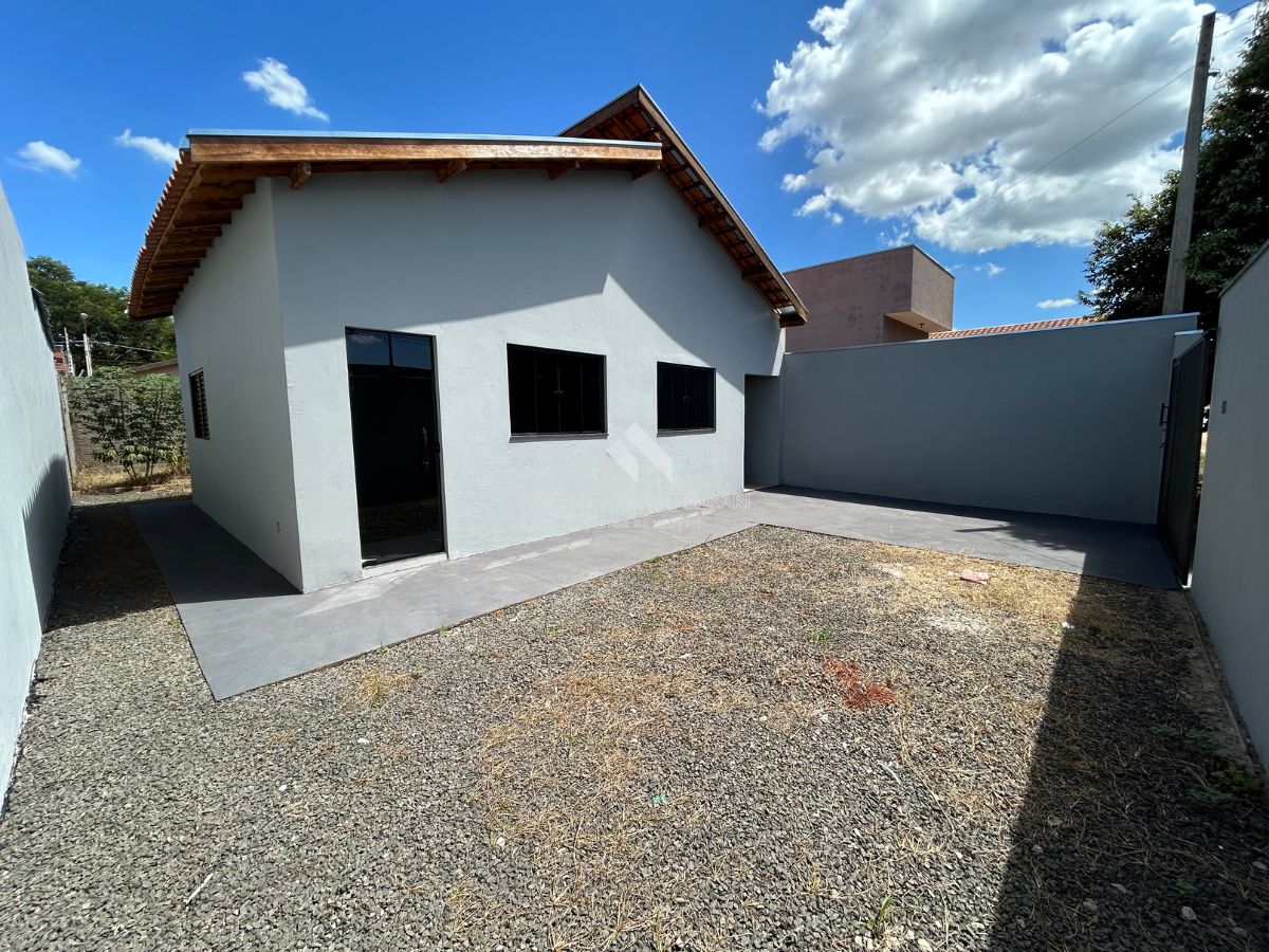 Casa com 2 Quartos à Venda, 200,00 m² - Foto 3