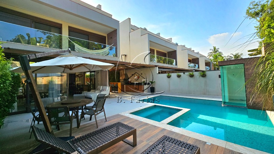 Casa com 4 Quartos para Temporada, 300,00 m² - Foto 8