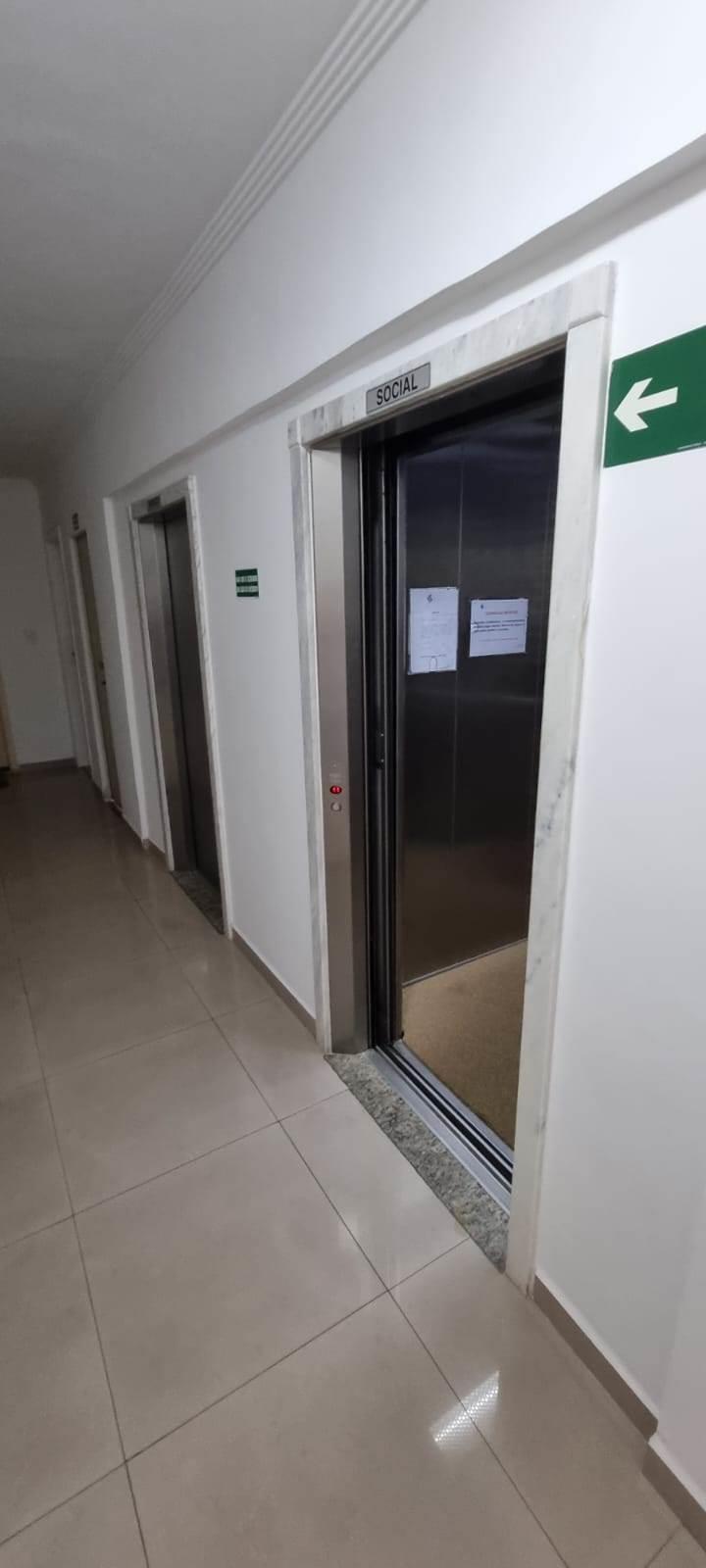Apartamento com 3 Quartos à Venda - Foto 23