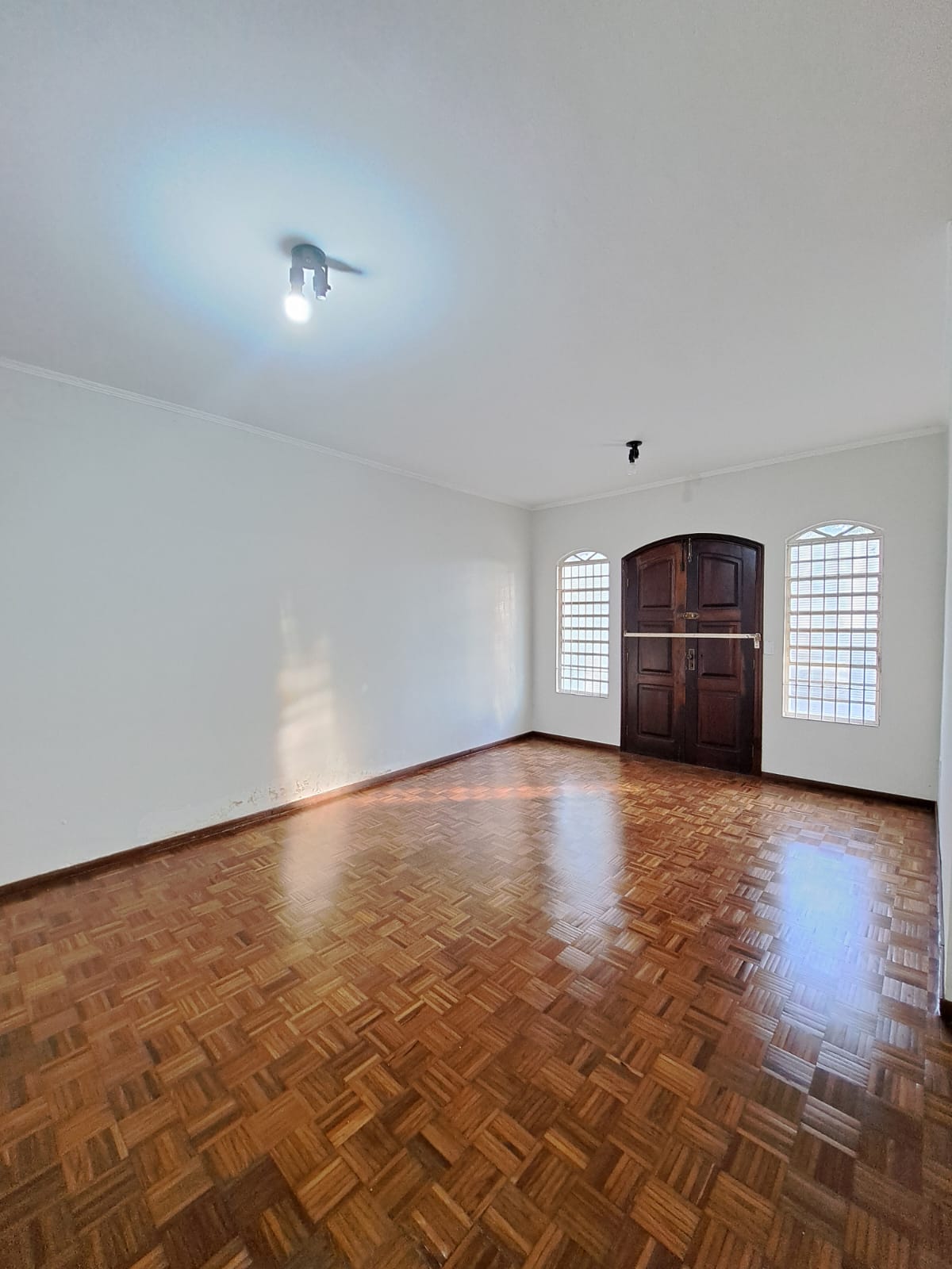 Casa com 3 Quartos à Venda, 400,00 m² - Foto 1