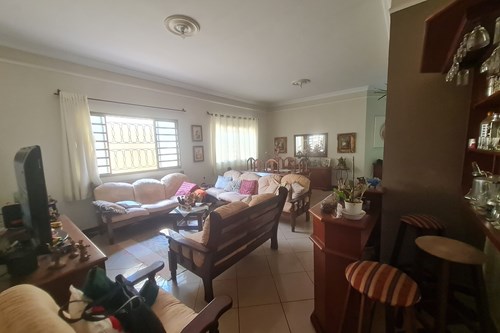 Casa com 3 Quartos à Venda, 465,64 m² - Foto 8