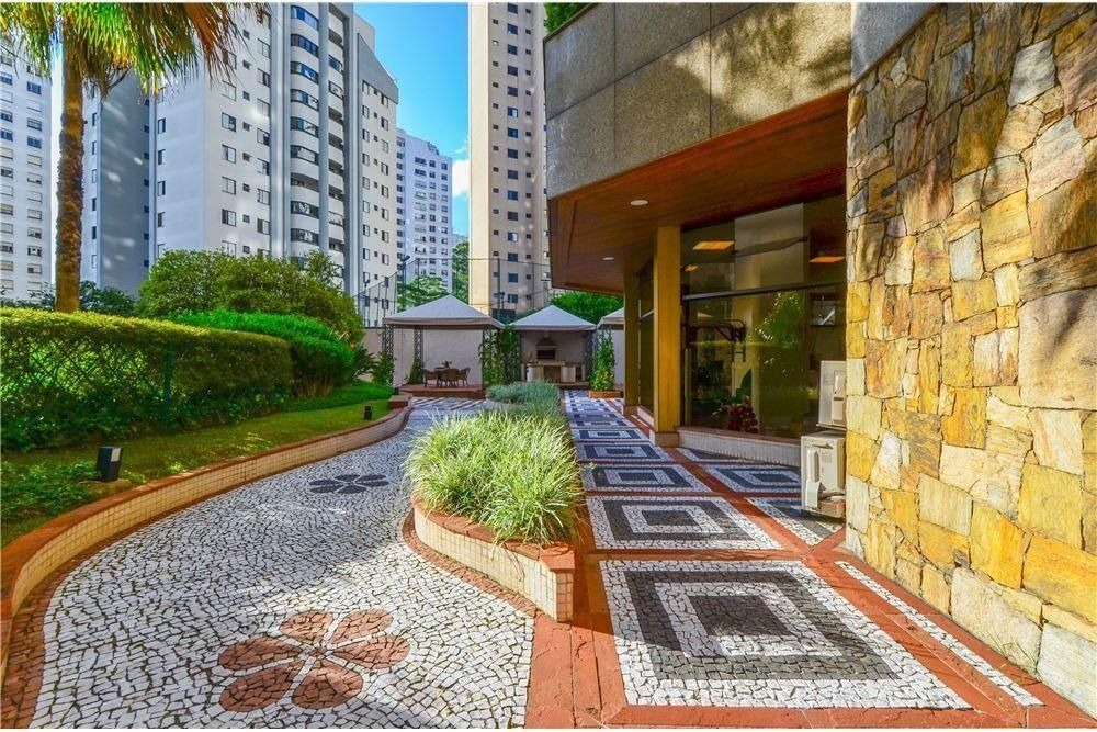 Apartamento com 4 Quartos à Venda - Foto 1