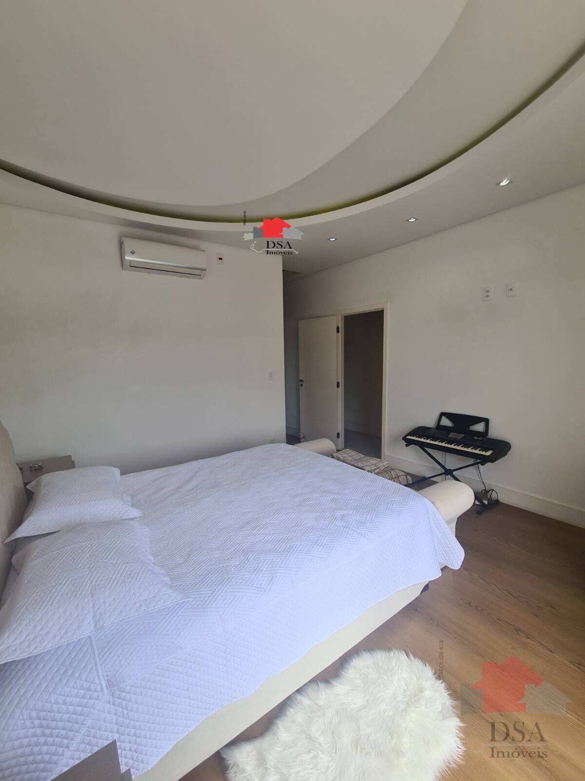 Casa com 4 Quartos à Venda, 360,00 m² - Foto 15
