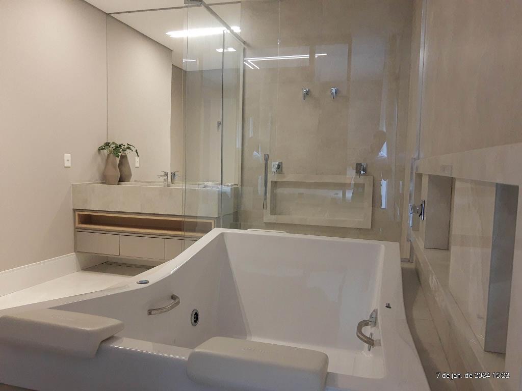 Casa com 6 Quartos à Venda - Foto 8