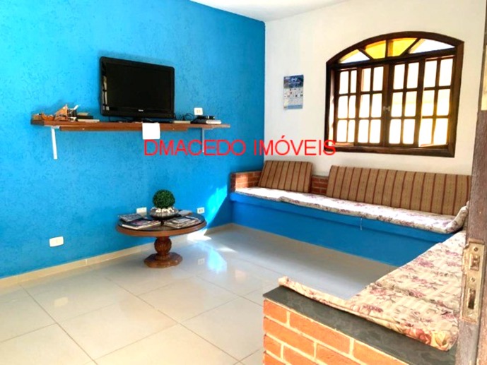 Casa com 4 Quartos à Venda - Foto 3