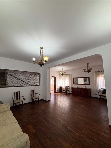 Casa com 3 Quartos à Venda, 987,40 m² - Foto 4