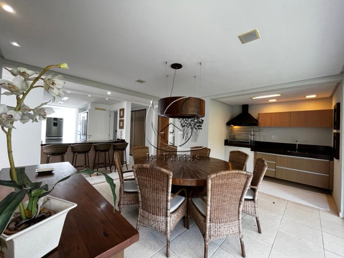 Casa com 4 Quartos à Venda, 300,00 m² - Foto 9