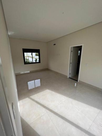 Casa com 4 Quartos à Venda - Foto 8