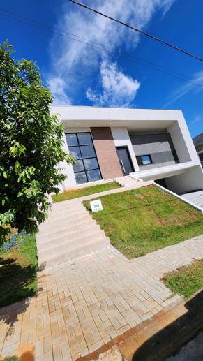 Casa com 3 Quartos à Venda, 240,00 m² - Foto 3