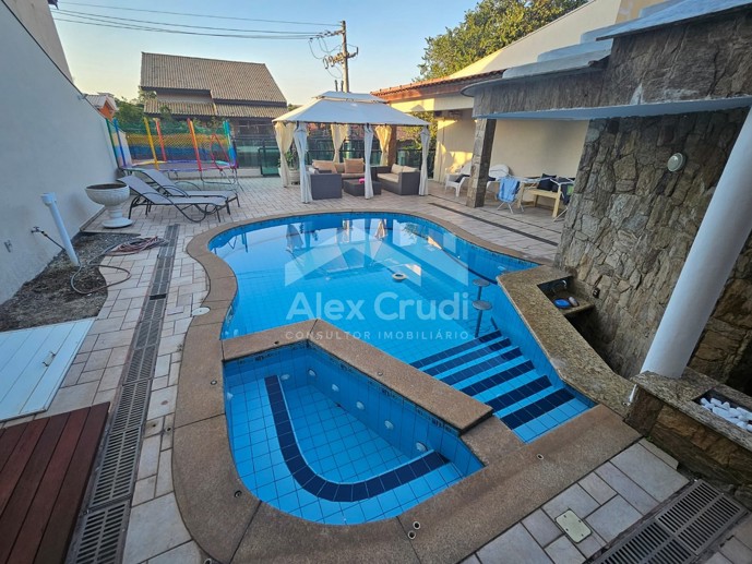 Casa com 4 Quartos à Venda, 500,00 m² - Foto 4