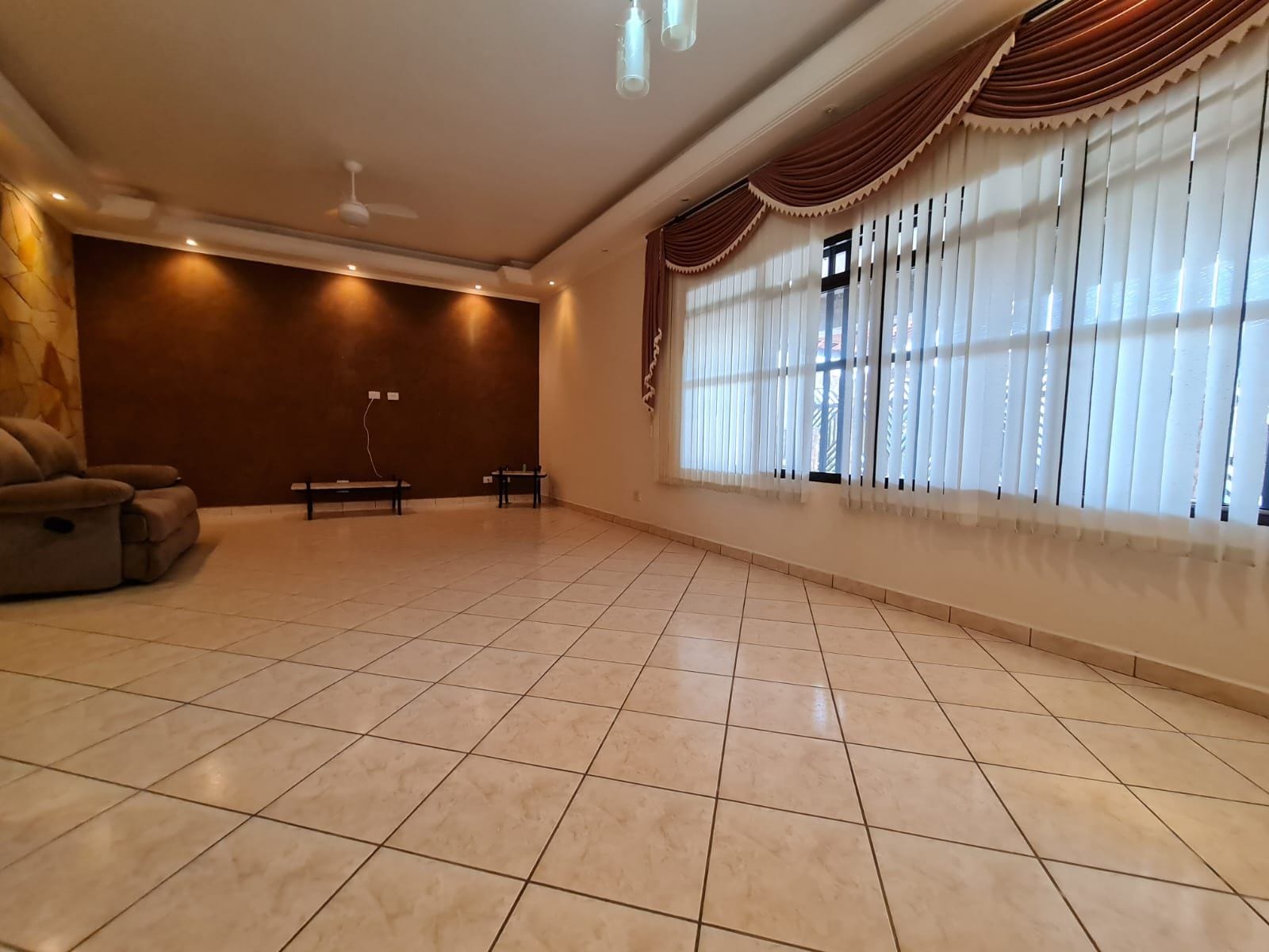 Casa com 3 Quartos para Temporada, 384,00 m² - Foto 11