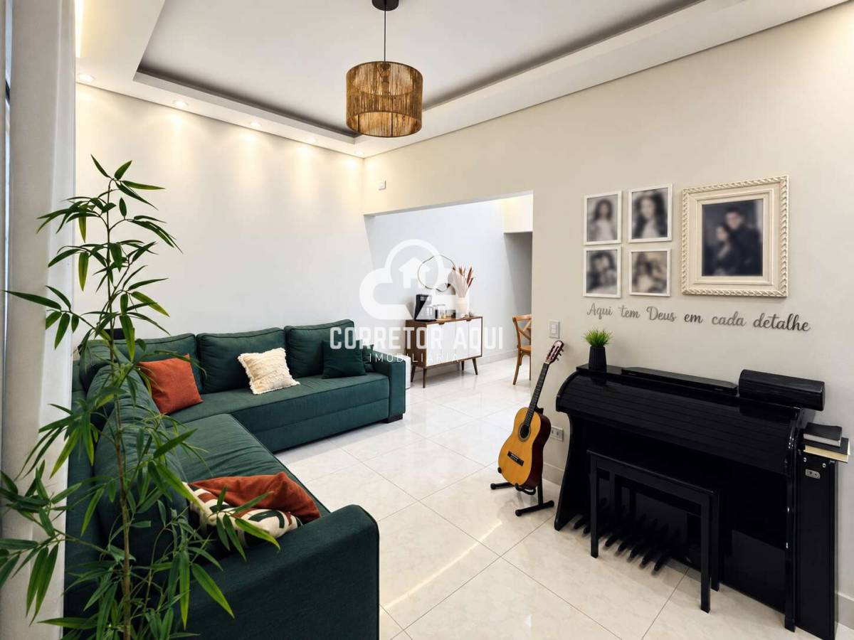 Casa com 3 Quartos à Venda, 125,00 m² - Foto 2