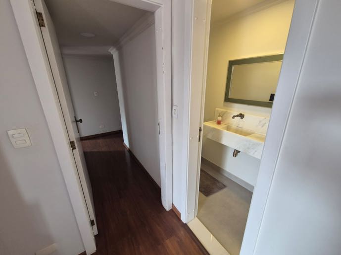 Apartamento com 3 Quartos à Venda - Foto 2