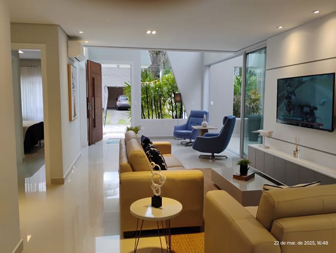 Casa com 6 Quartos à Venda - Foto 1