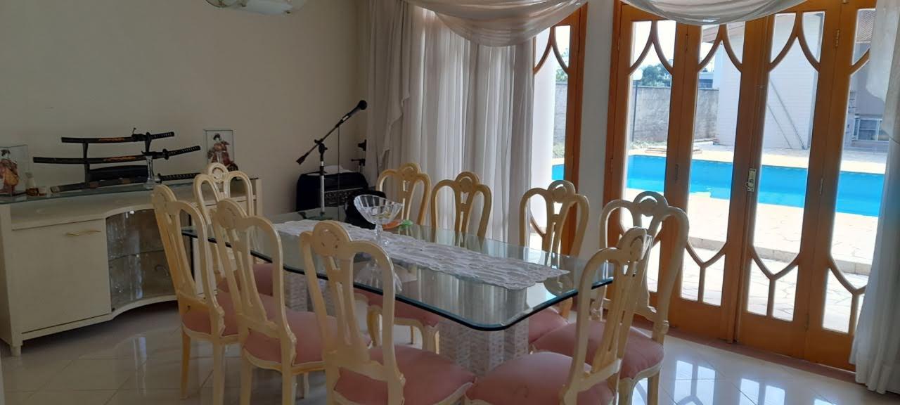 Casa com 4 Quartos à Venda, 1.220,00 m² - Foto 2