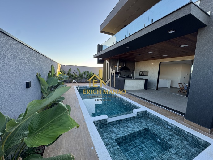 Casa com 3 Quartos à Venda, 279,00 m² - Foto 2