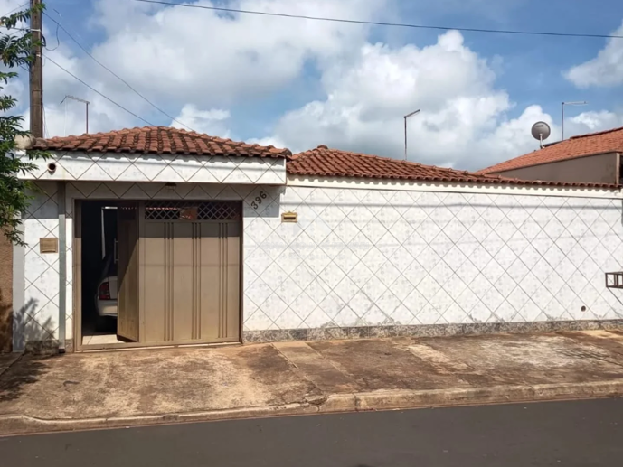 Casa com 3 Quartos à Venda, 200,00 m² - Foto 1