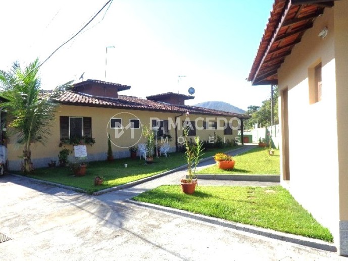 Casa com 2 Quartos à Venda, 56,00 m² - Foto 1