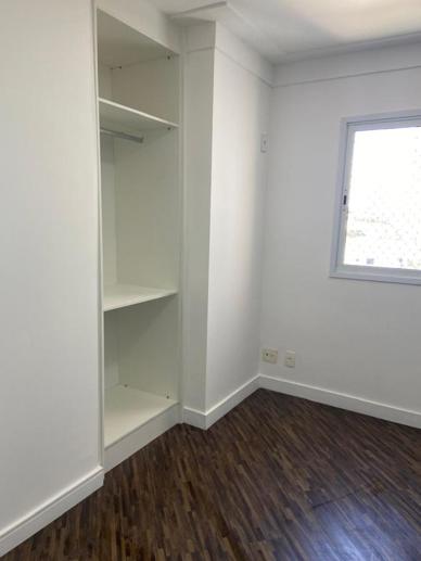 Apartamento com 3 Quartos à Venda - Foto 9