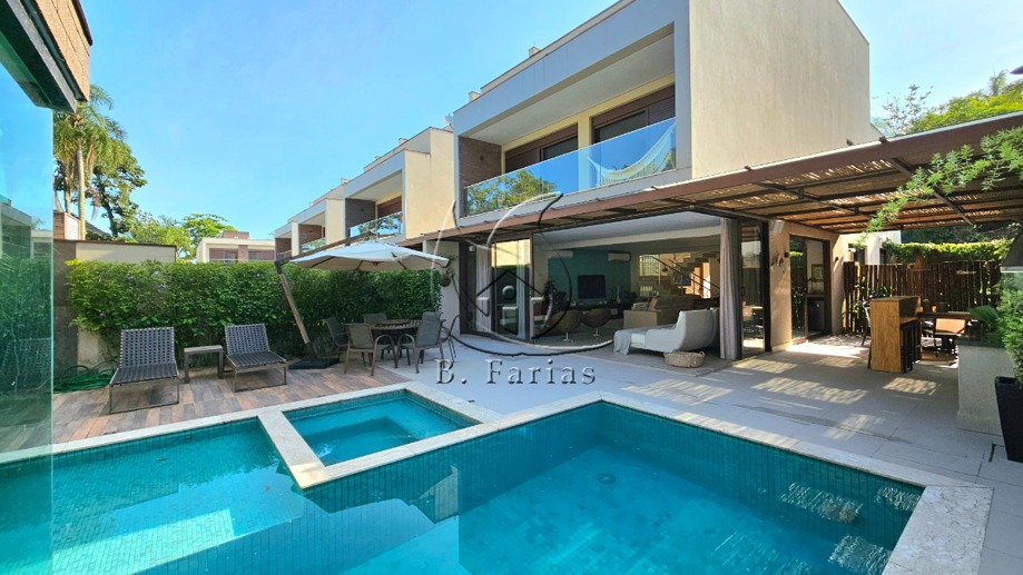 Casa com 4 Quartos para Temporada, 300,00 m² - Foto 2