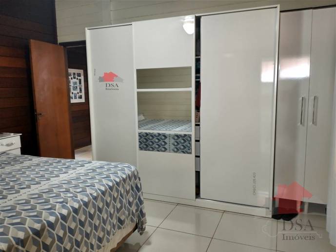Casa com 3 Quartos à Venda, 300,00 m² - Foto 4