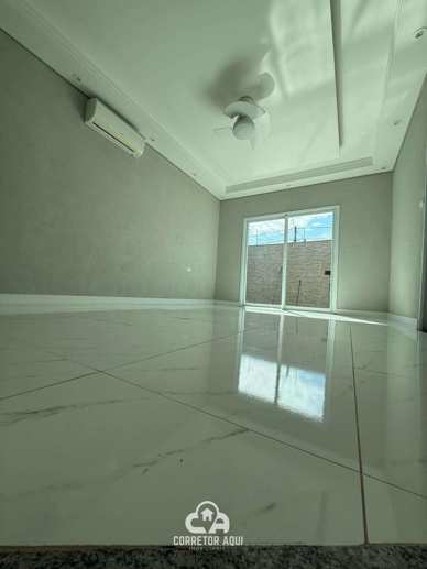 Casa com 3 Quartos à Venda, 275,00 m² - Foto 4