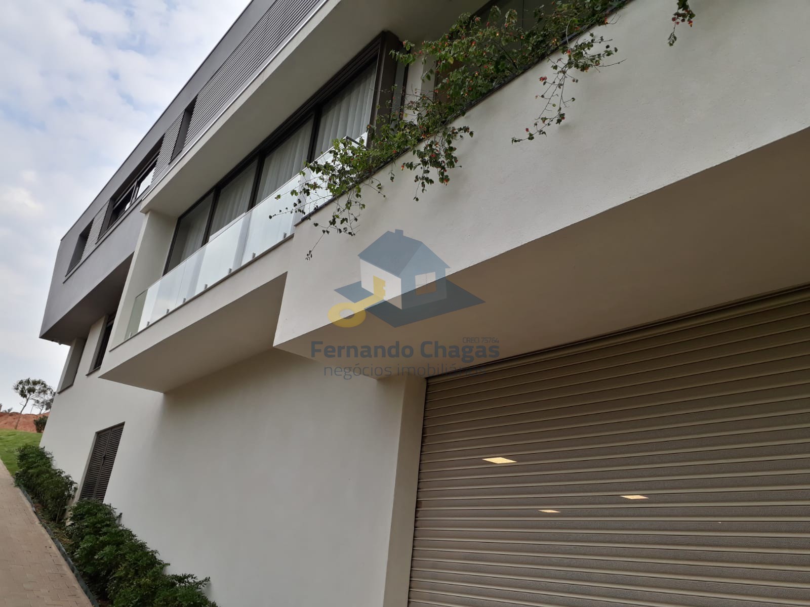 Casa com 6 Quartos à Venda - Foto 4