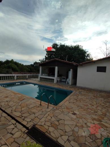 Rural com 2 Quartos à Venda, 2.440,00 m² - Foto 4