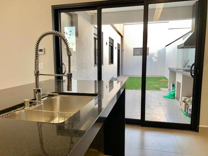 Casa com 3 Quartos à Venda - Foto 5