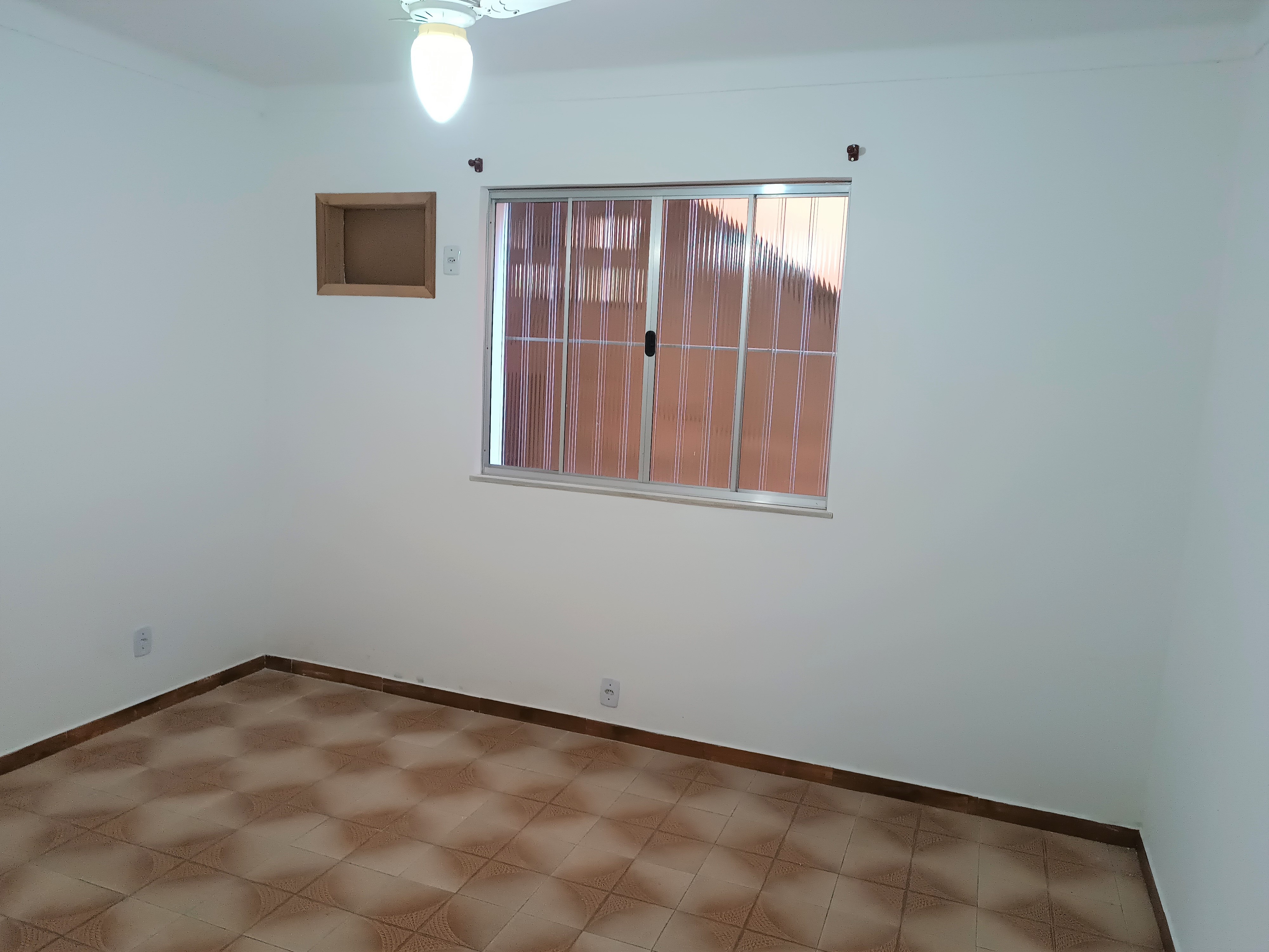 Casa com 2 Quartos para Alugar, 77,00 m² - Foto 6