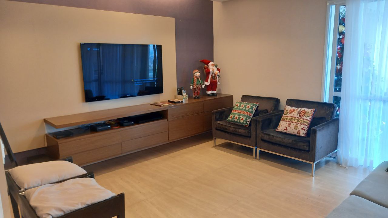 Apartamento com 4 Quartos à Venda, 240,00 m² - Foto 2