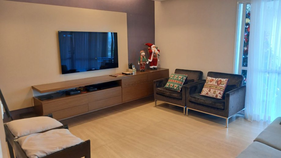 Apartamento com 4 Quartos à Venda, 240,00 m² - Foto 2