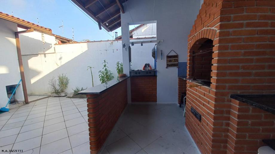 Casa com 3 Quartos à Venda, 250,00 m² - Foto 2