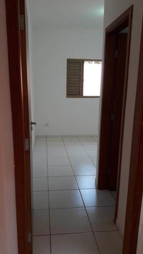 Casa com 2 Quartos à Venda - Foto 9