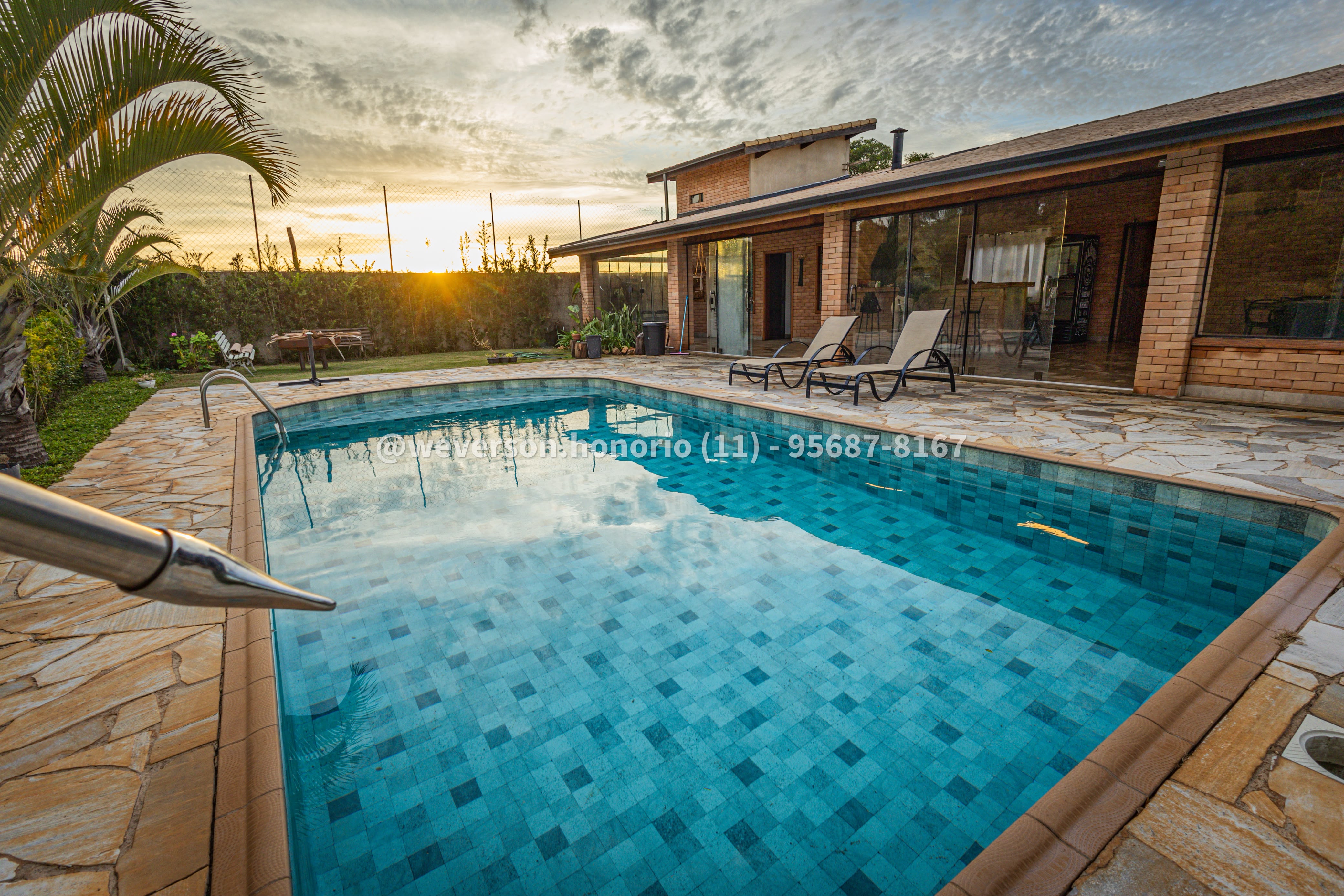 Casa com 4 Quartos à Venda, 2.000,00 m² - Foto 8
