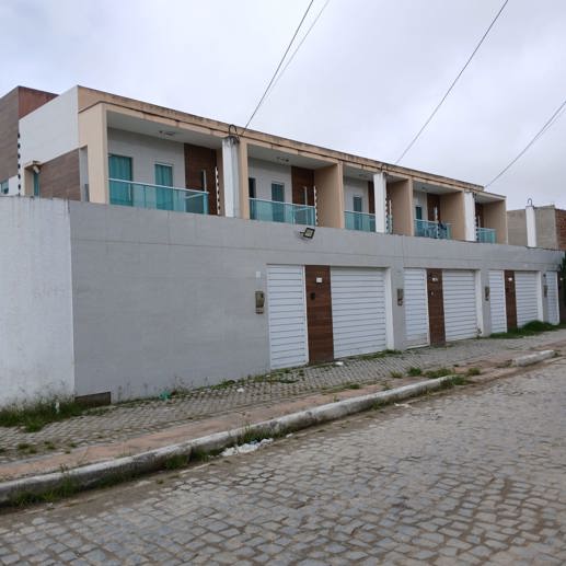 Casa com 3 Quartos à Venda - Foto 1