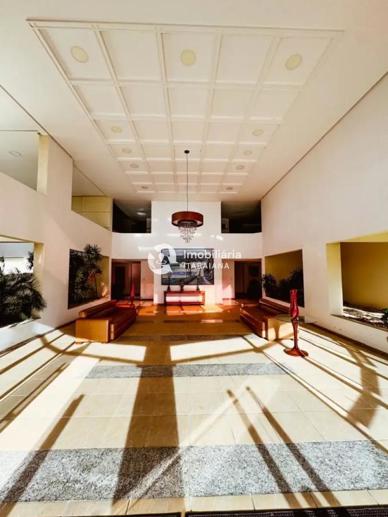 Apartamento com 4 Quartos à Venda - Foto 7