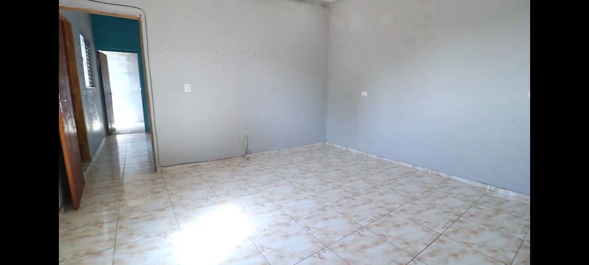 Casa com 4 Quartos à Venda, 300,00 m² - Foto 3