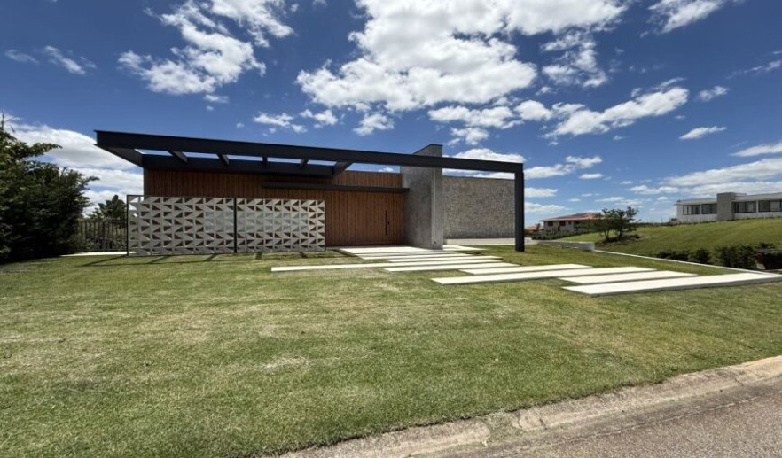 Casa à Venda - Foto 1