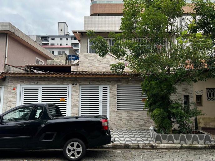 Casa com 3 Quartos à Venda - Foto 1