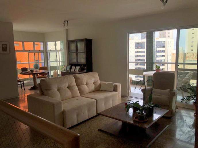 Apartamento com 4 Quartos à Venda - Foto 23