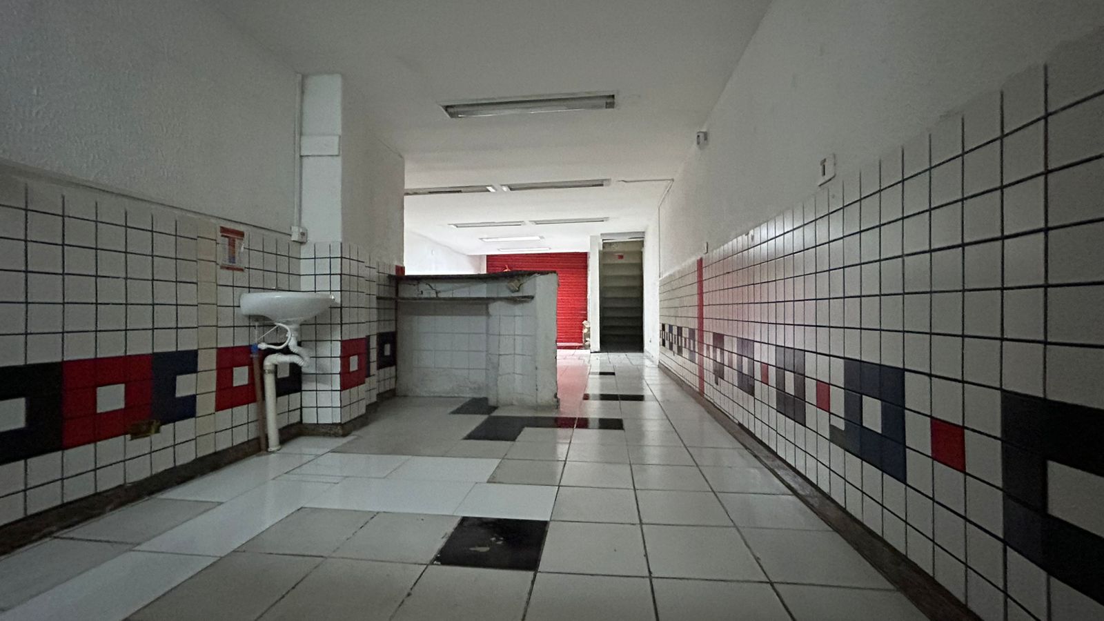 Comercial à Venda, 51,00 m² - Foto 2