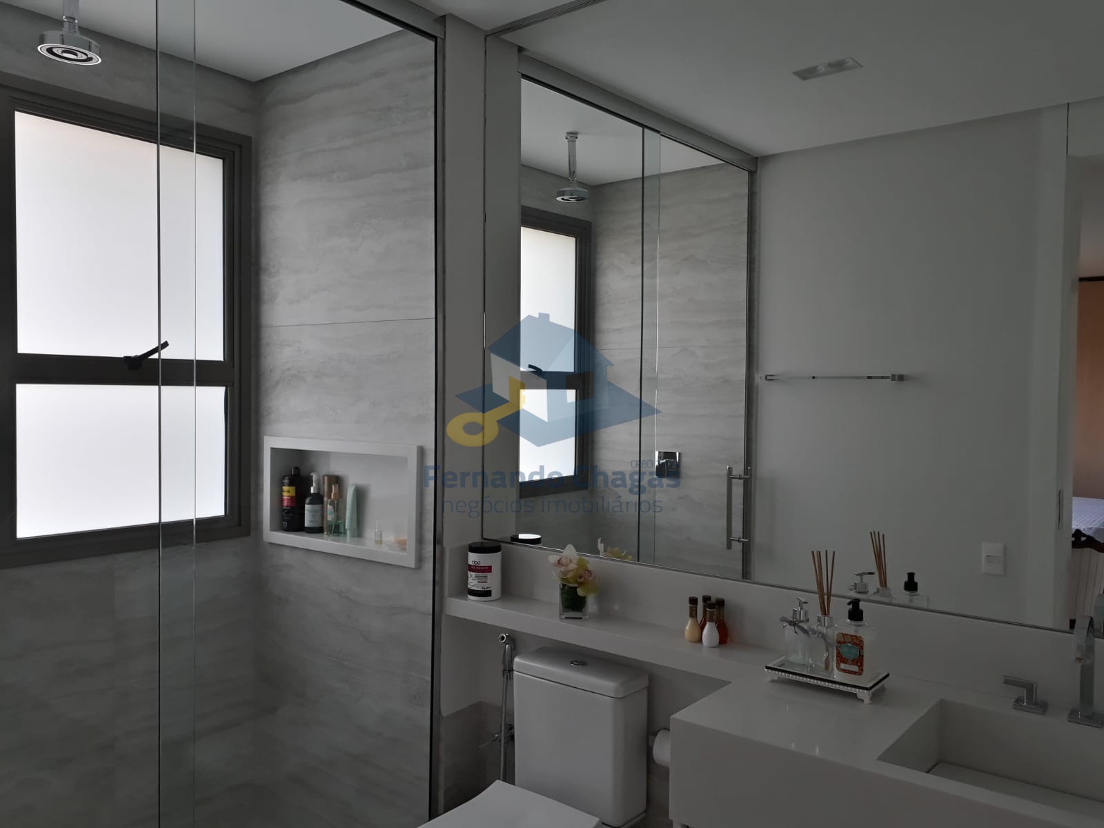 Casa com 6 Quartos à Venda - Foto 46