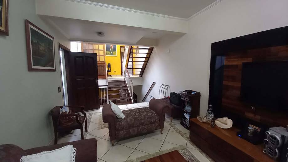 Casa com 3 Quartos à Venda, 185,00 m² - Foto 2