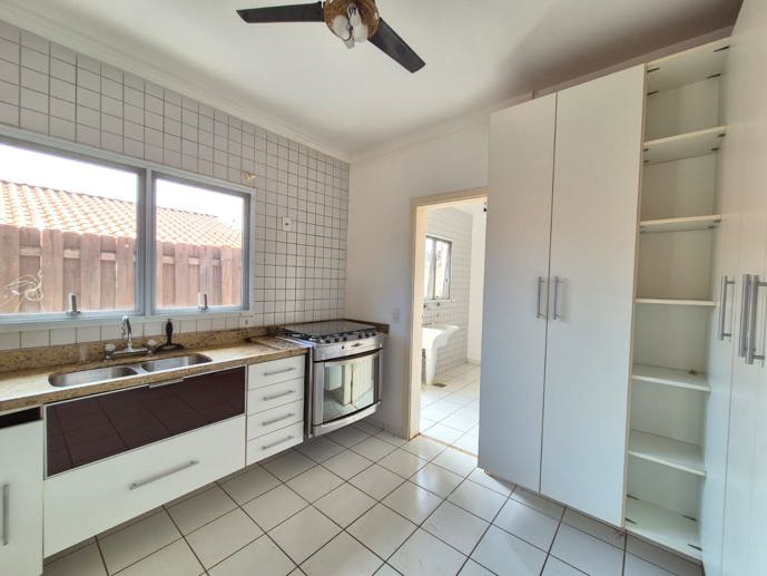 Casa com 4 Quartos à Venda - Foto 6