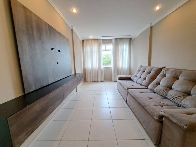 Apartamento com 3 Quartos à Venda - Foto 1