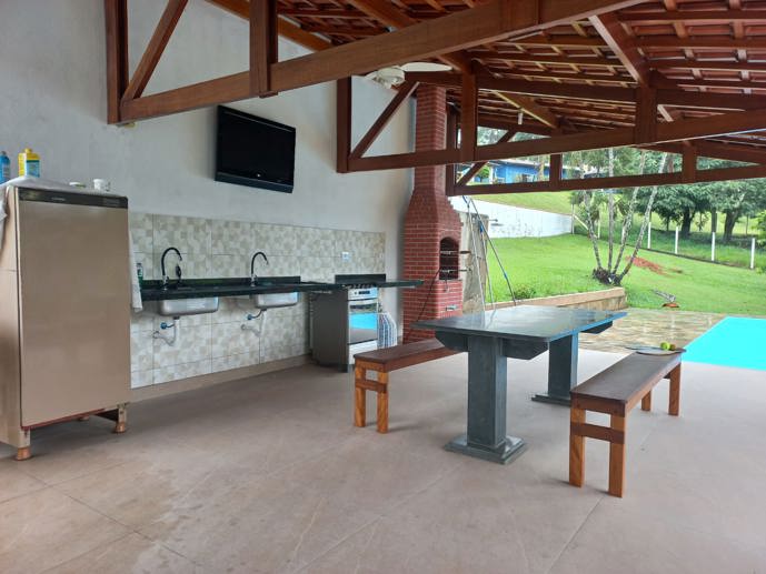 Rural com 4 Quartos à Venda, 2.100,00 m² - Foto 1